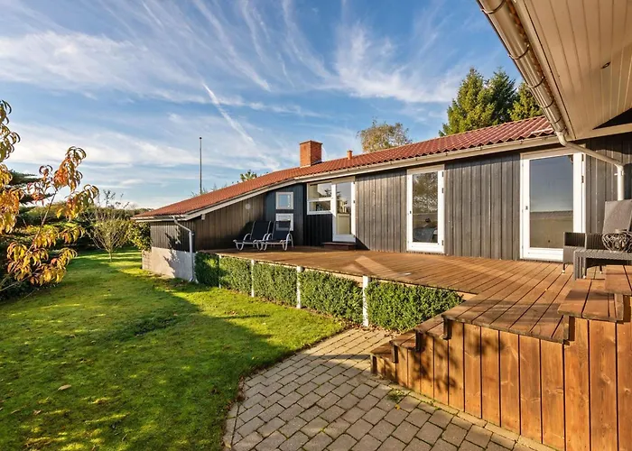 Holiday home Nica - 100m From The Sea By Interhome *